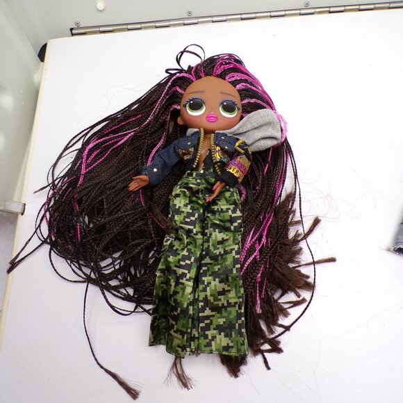 Honeylicious Bratz Doll - Picture 2 of 11